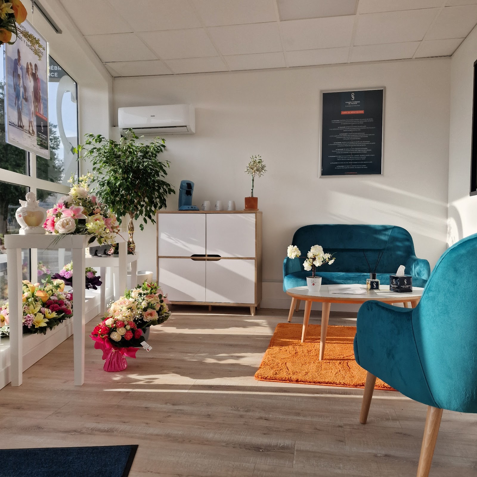 Agence Urgence décès 24h/24 - La Rochelle - POMPES FUNÈBRES DE FRANCE